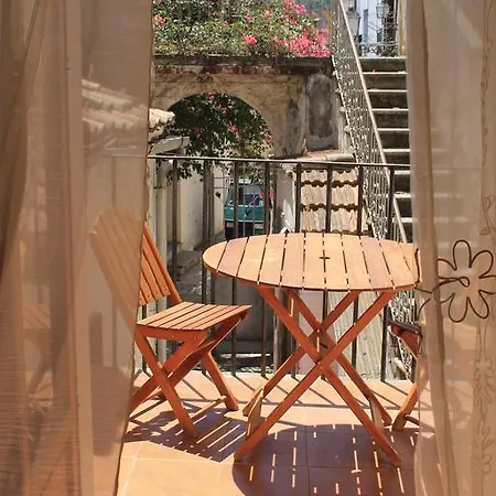 Casa Adriana * روكا إمبريل